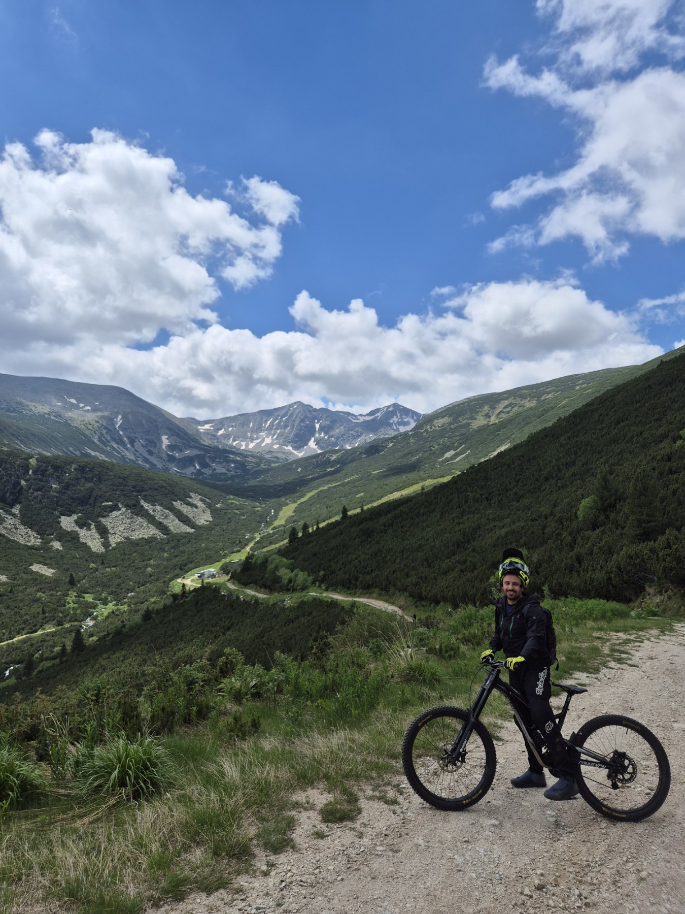 Team of professional E-MTB guides during all-inclusive bike tour